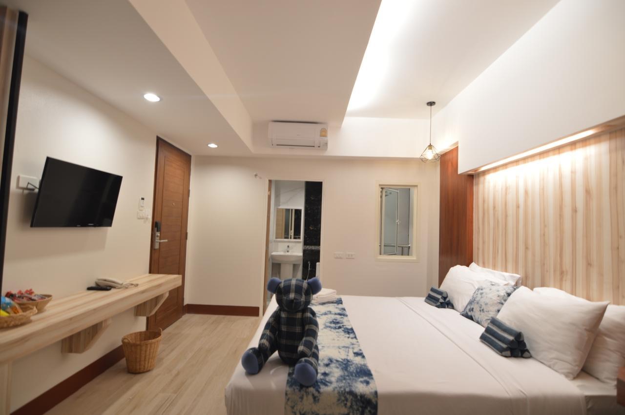 Ud Capital Hotel Udon Thani Bagian luar foto