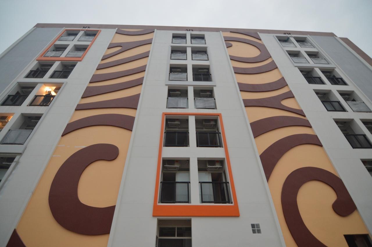 Ud Capital Hotel Udon Thani Bagian luar foto