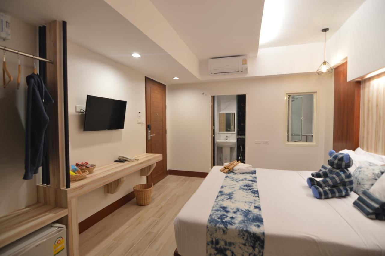 Ud Capital Hotel Udon Thani Bagian luar foto