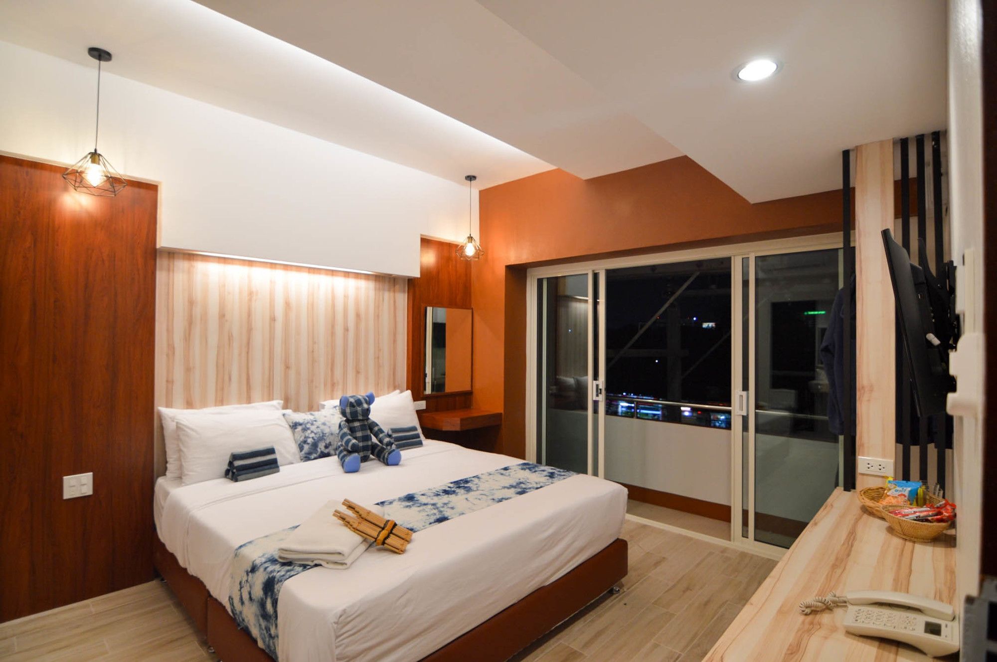 Ud Capital Hotel Udon Thani Bagian luar foto