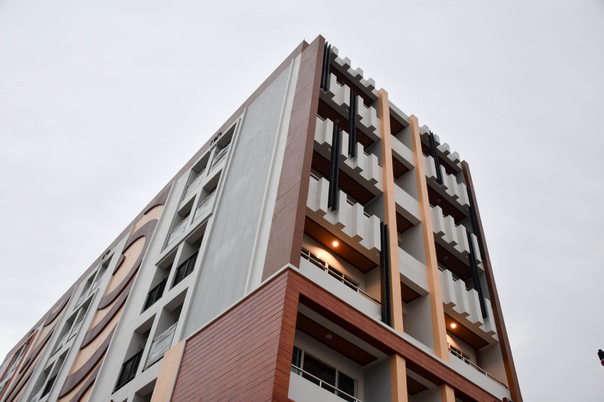 Ud Capital Hotel Udon Thani Bagian luar foto
